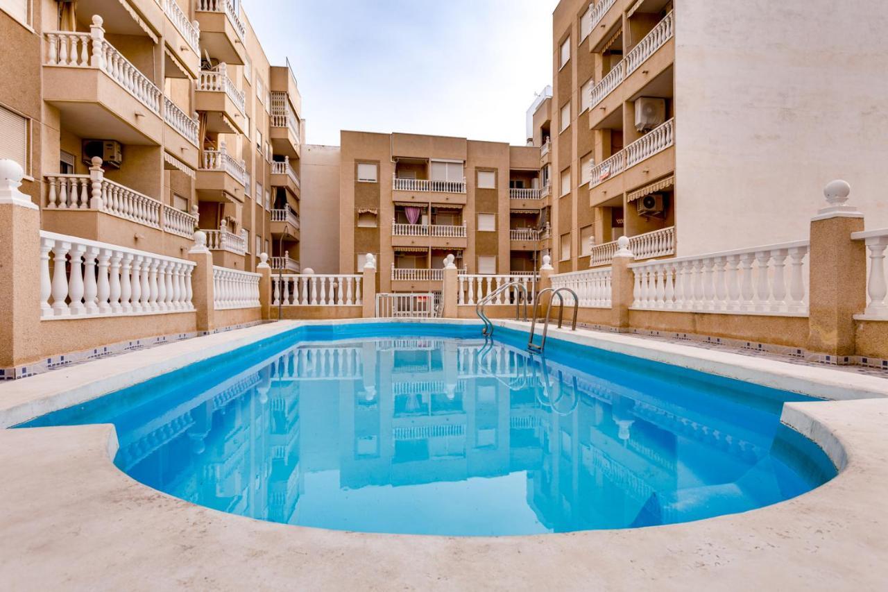 Studio Caballero De Rodas Torrevieja Exteriör bild