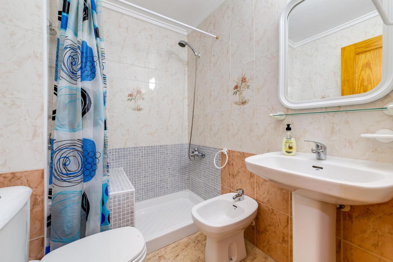 Studio Caballero De Rodas Torrevieja Exteriör bild