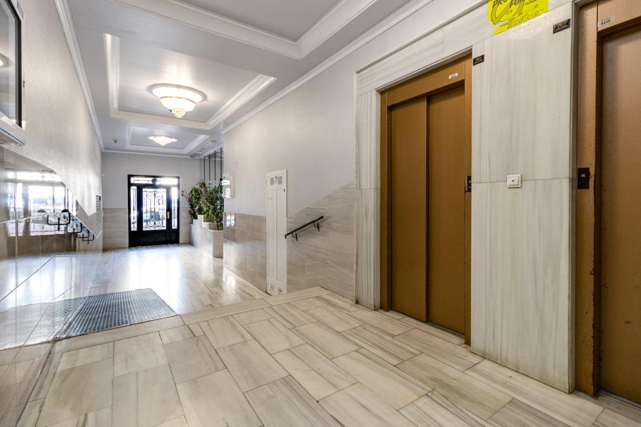 Studio Caballero De Rodas Torrevieja Exteriör bild