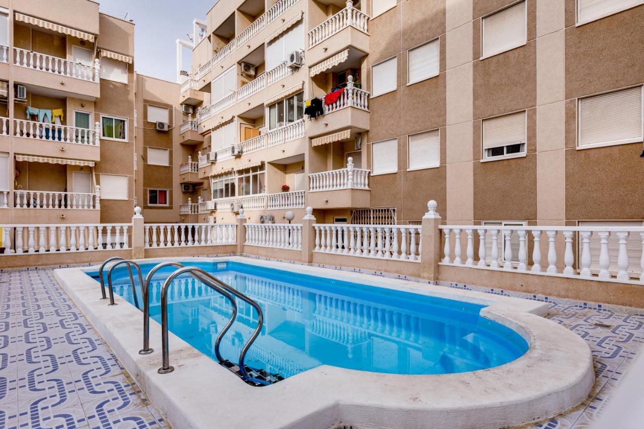 Studio Caballero De Rodas Torrevieja Exteriör bild
